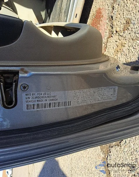 2020 Dodge Grand Caravan Se из США, поврежденный, VIN 2C4RDGBG3LR231497